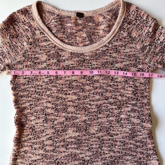 We The Free Pullover Knit Sweater Size Medium - Picture 4 of 8